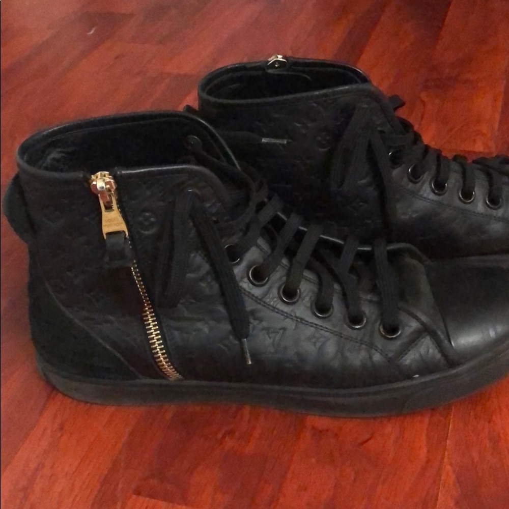 LV sneakers